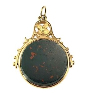 13 - 14 Karat Yellow Gold Reversible Bloodstone & Carnelian Pendant #21604